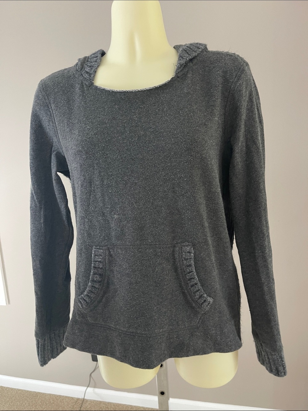 Aeropostale Cozy Charcoal Hooded Pullover Sweater EUC
